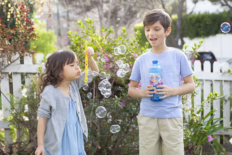 Gazillion Giant Bubble Solution 1 L â€“ Creates Huge, Extraâ€‘Elastic Bubbles, Safe & Nonâ€‘Toxic, Includes 7â€‘inâ€‘1 Bubble Wand, Outdoor Refill for Wands, Machines & Kidsâ€™ Party Fun Ages 3 + - Image 3