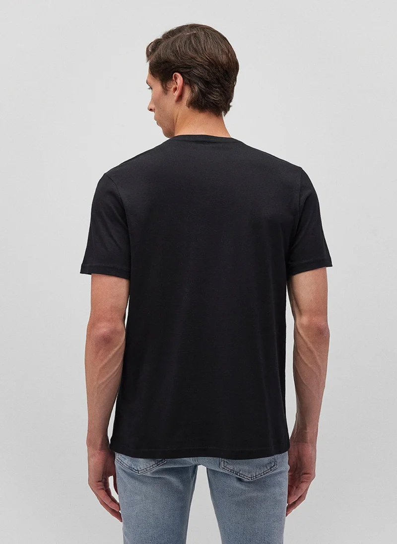 مافي V Neck T-shirt