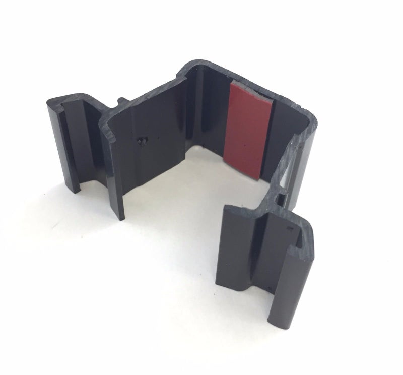 Dometic 3105278.126 Travel Latch for Sunchaser 8300 Awnings - Image 2