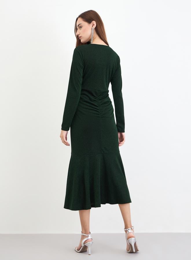 ستايلي فستان ميدي بحافة بتصميم ذيل السمكة - Image 4