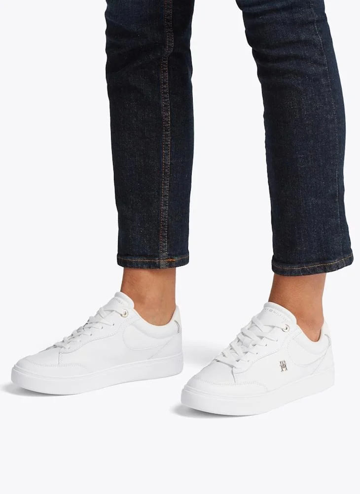 TOMMY HILFIGER Logo Detail Lace Up Low Top Sneakers