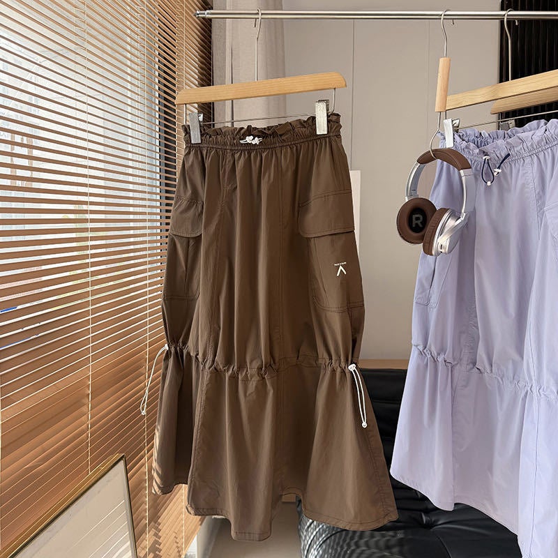 تنورة نسائية لربيع 2026 مقاومة للماء بخصر مطاطي بقصة واسعة متوسطة الطول مع كشكشة - Image 3