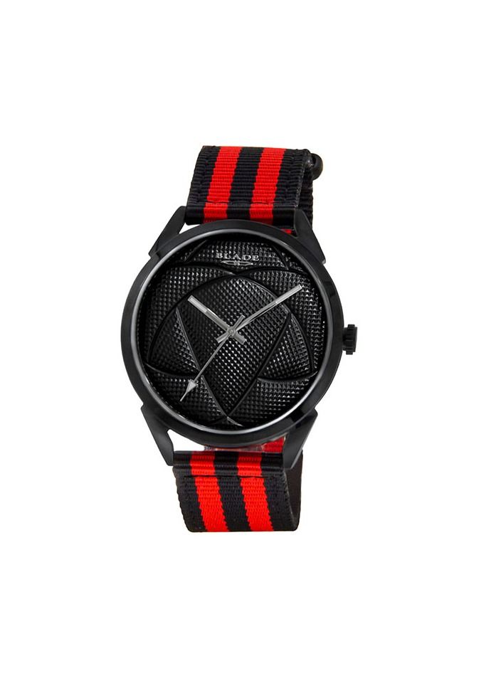 BLADE Retro Fútbol Black-Red 3697GNN6M SS & Nylon 3-Hands Unisex Watch - Image 1