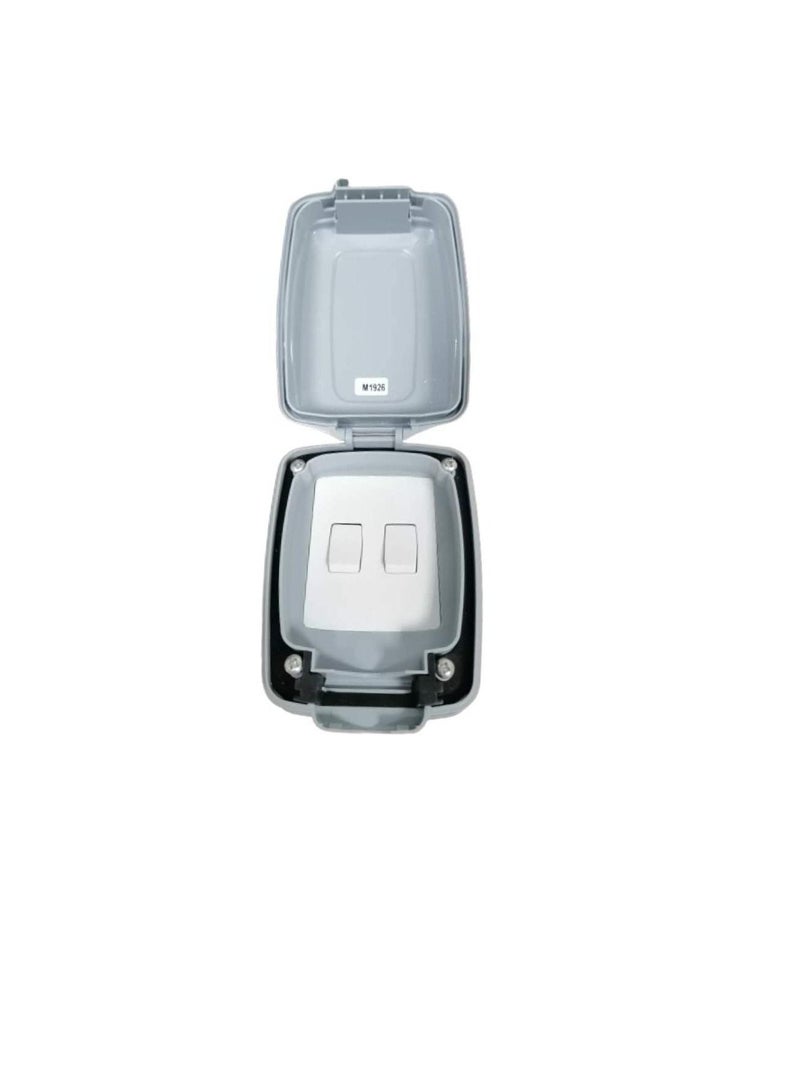 ام كي MK 86403GRY دليل على الطقس كهربائي Masterseal مدمج مع 3 Gang 2 Way Switch - Image 1