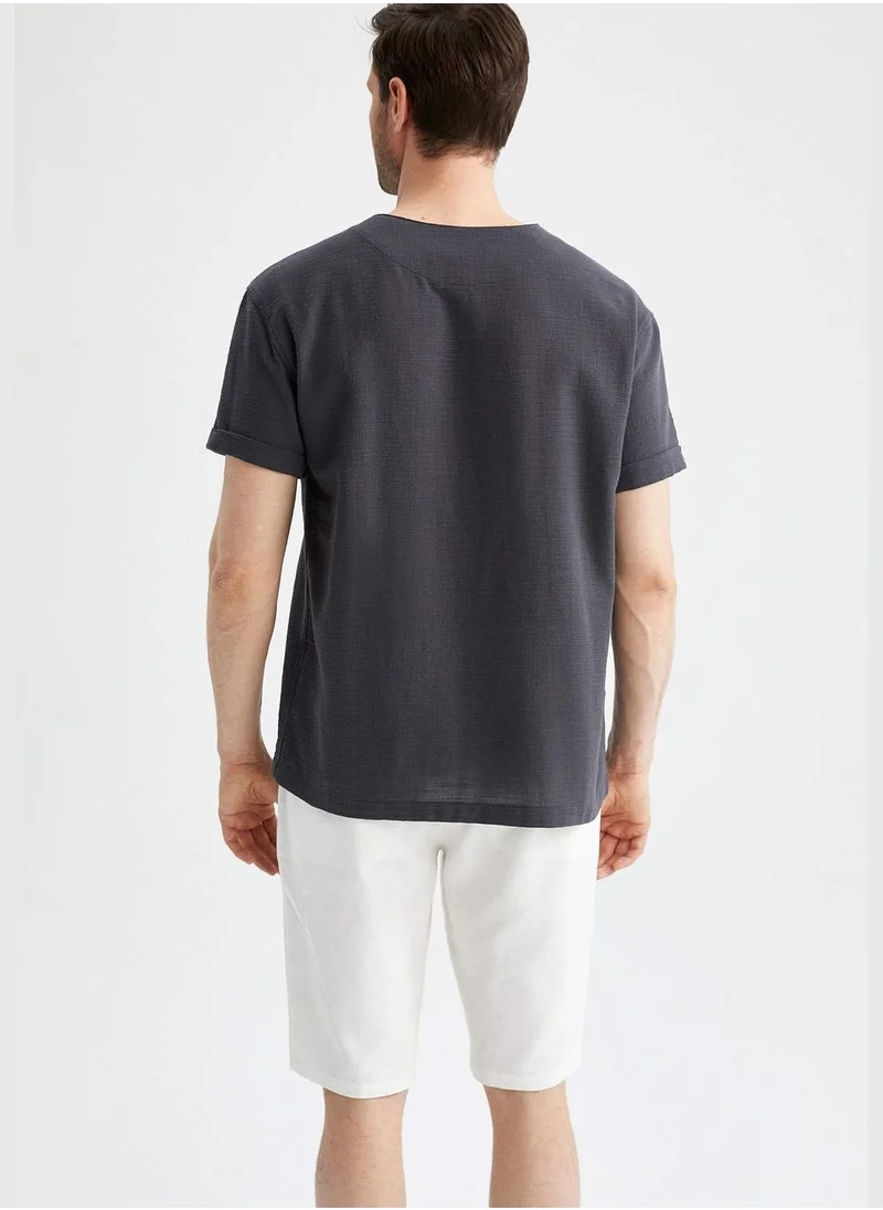 DeFacto Regular Fit V-Neck Short Sleeve Shirt