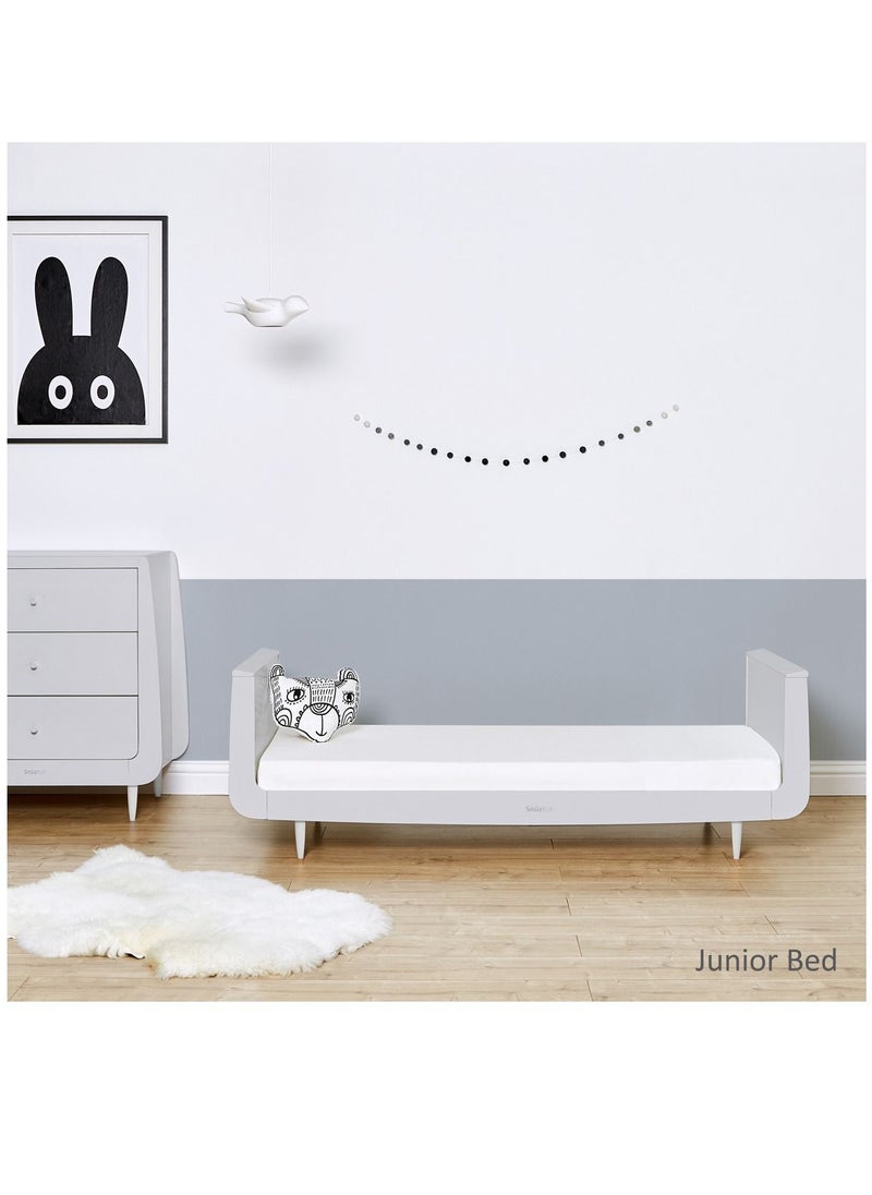 Snuz - Kot Skandi Cot Bed For Infant And Baby, Modern And Minimal Style, Easly Convert To Toddler Bed , Made of Sustainably Sourced Wood , From 0 To 10 Years, Dimensions W72 X L133Cm X H89Cm - Haze Grey - Image 1