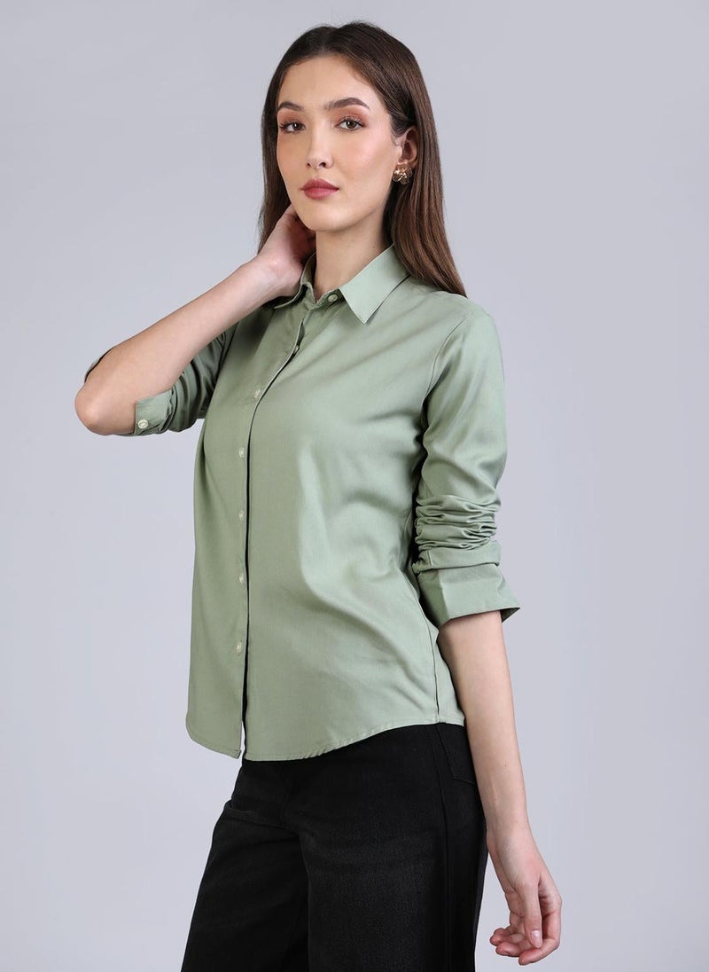 Urbano Fashion أوربانو فاشن قميص نسائي بلون أخضر غامق من مودال فيسكوز بأكمام كاملة وقصة عادية مع ياقة عادية - Image 1