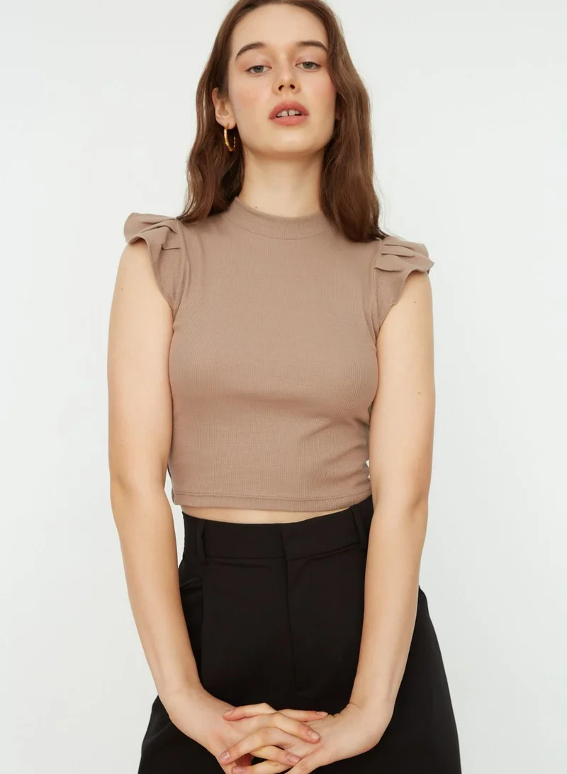 trendyol Flute Sleeve Crop Top