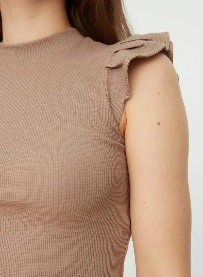 trendyol Flute Sleeve Crop Top