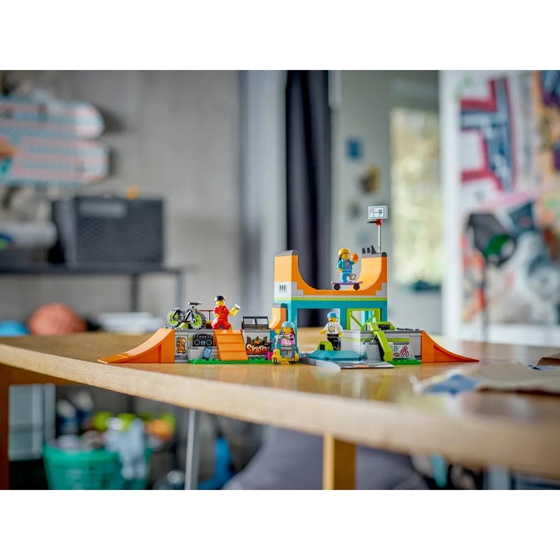 LEGO - City Street Skate Park 454 Pieces - 60364 - Image 4