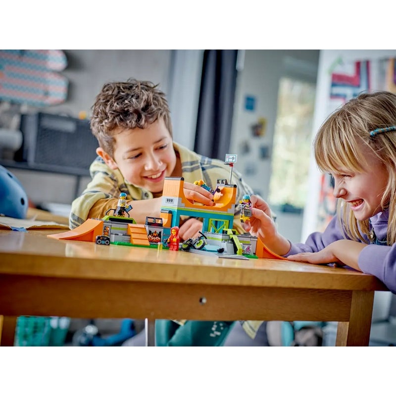 LEGO - City Street Skate Park 454 Pieces - 60364 - Image 3