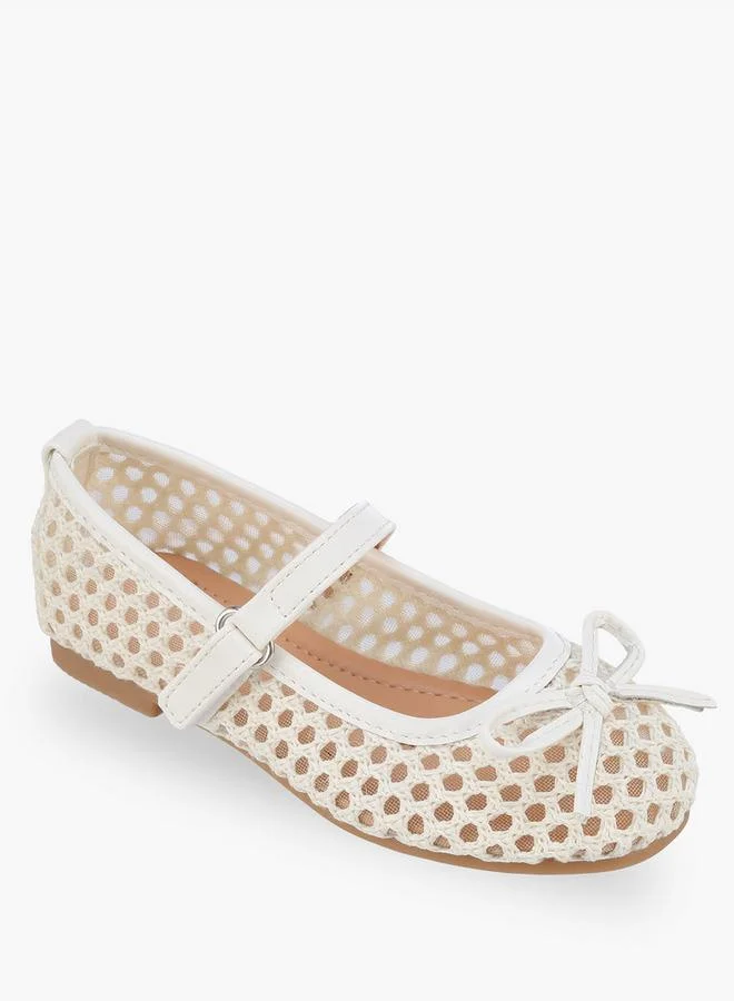 فلورا بيلا من شو إكسبرس Girls Hook & Loop Ballerina Shoes