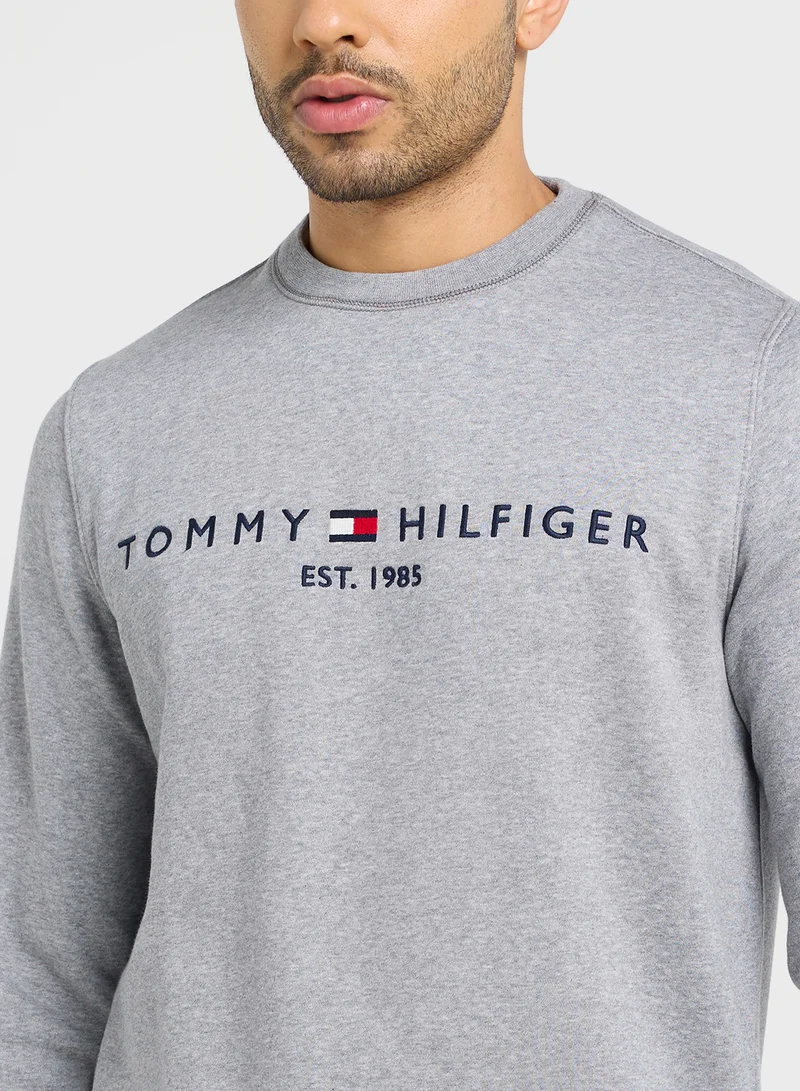 تومي هيلفيغر Logo Crew Neck Sweatshirt