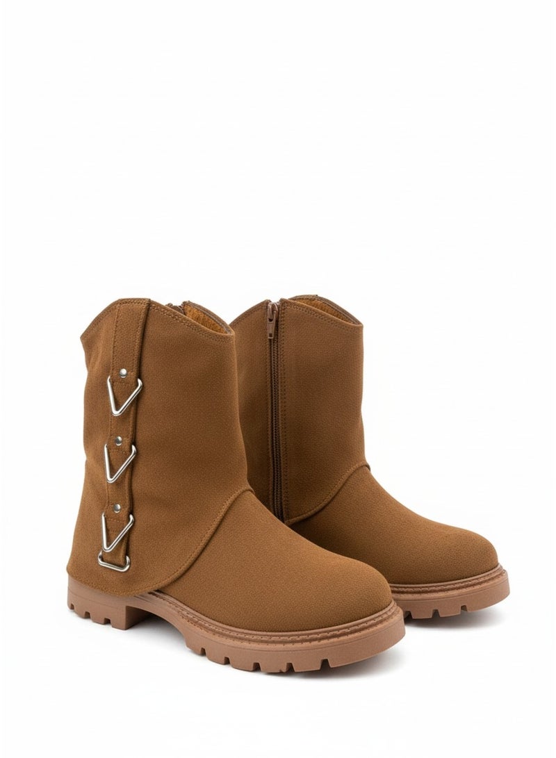 فيبراندا بوت عملي بتصميم عصري يناسب الإطلالات الكاجوال واليومية - Image 3