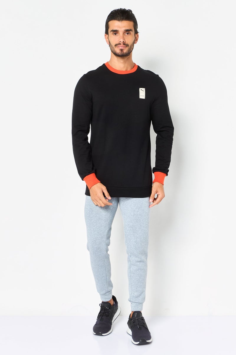 PUMA سويت شيرت رياضي للرجال بأكمام طويلة One8، خارجي، أسود - Image 2