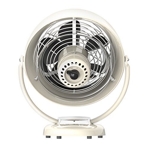 Vornado مروحة فاندورادو VFAN™ العتيقة، مروحة معدنية عصرية لتدوير الهواء للتبريد والديكور، 3 إعدادات سرعة، ميل قابل للتعديل، تدفق هواء قوي، بناء متين، تحكم يدوي، أبيض عتيق - Image 4