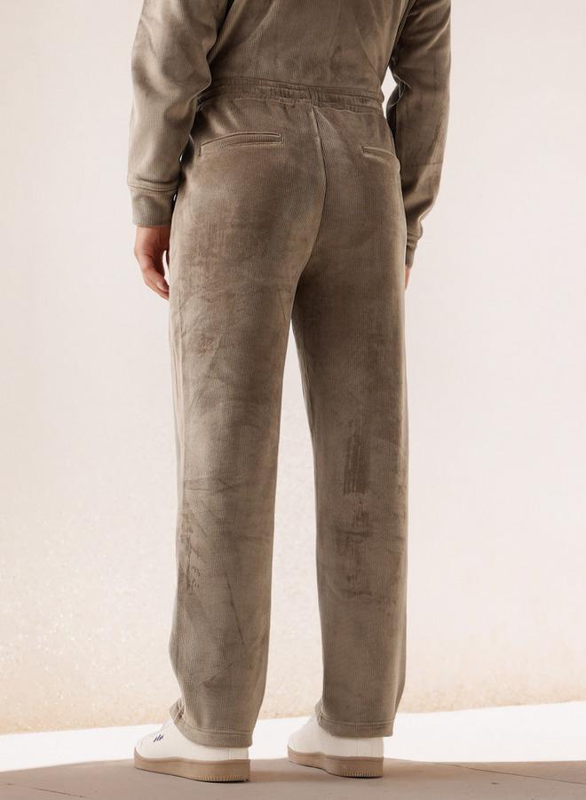 ايكونيك بنطلون كوردروي كلاسيكي بقصة منتظمة وجيوب - Image 3