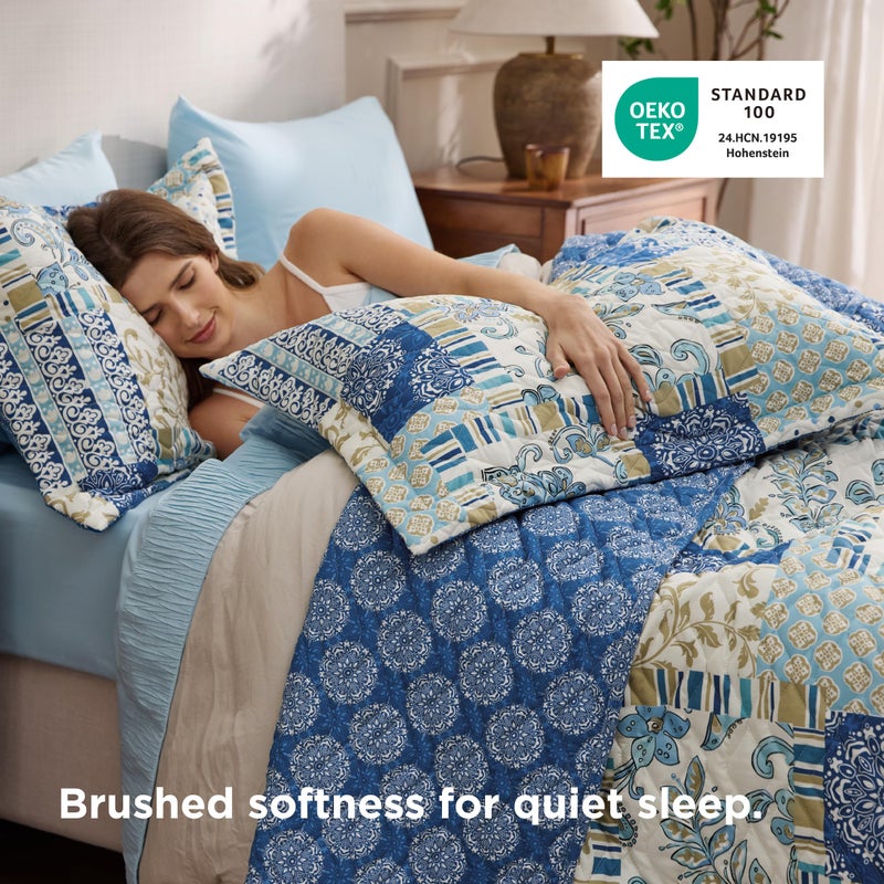 Bedsure Patchwork Quilts Queen Size - Reversible Blue Floral Comforter Queen Size, Spring Lightweight Bedspread Boho Quilted Bedding, Soft Microfiber Coverlet for All Seasons (90"x96") - Image 3