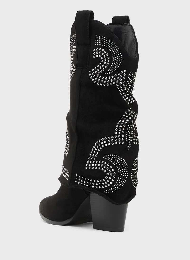 ترافل من نمشي Flat Ankle Boots