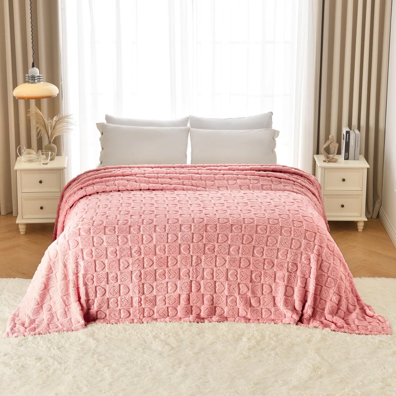 GIOKARNNA Heart Checkered Throw Blankets, for Love Mother Friends Pets,280 GSM Super Soft Warm Lightweight Fluffy Bed Blanket for Women Anniversaries(Pink,50"x60") - Image 4