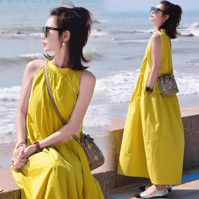 French Style Yellow Halter Neck Sleeveless Dress for Summer Beach Vacation 2025 - Image 1