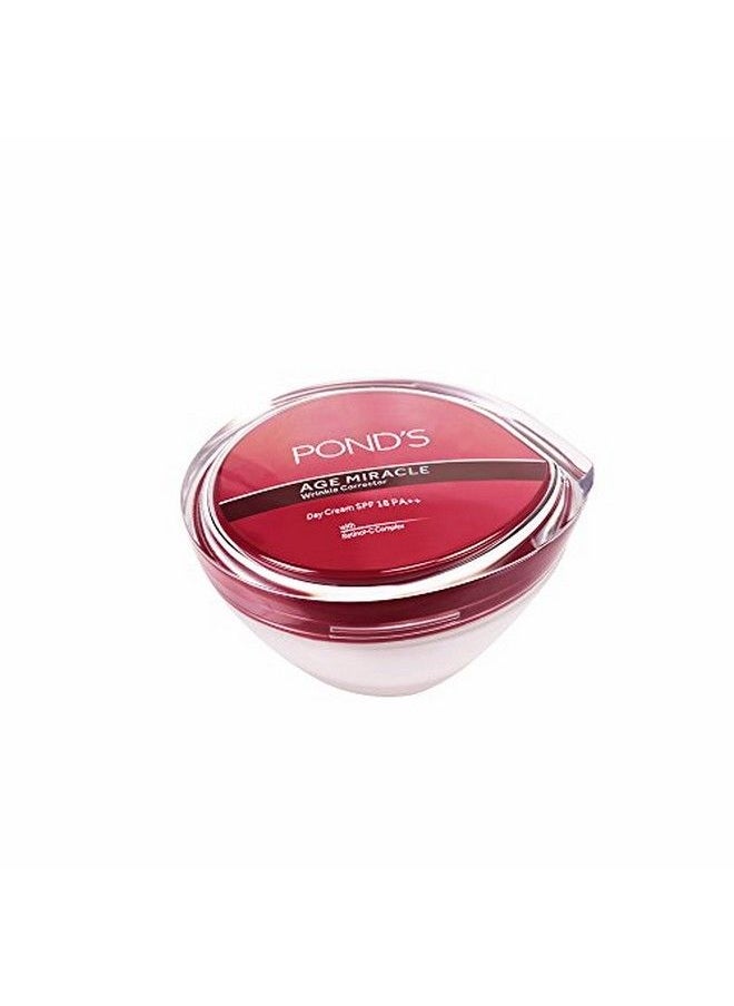 Pond's Age Miracle Wrinkle Corrector Spf 18 Pa++ Day Cream 50 G And Triple Vitamin Moisturising Body Lotion 300Ml  - Image 3