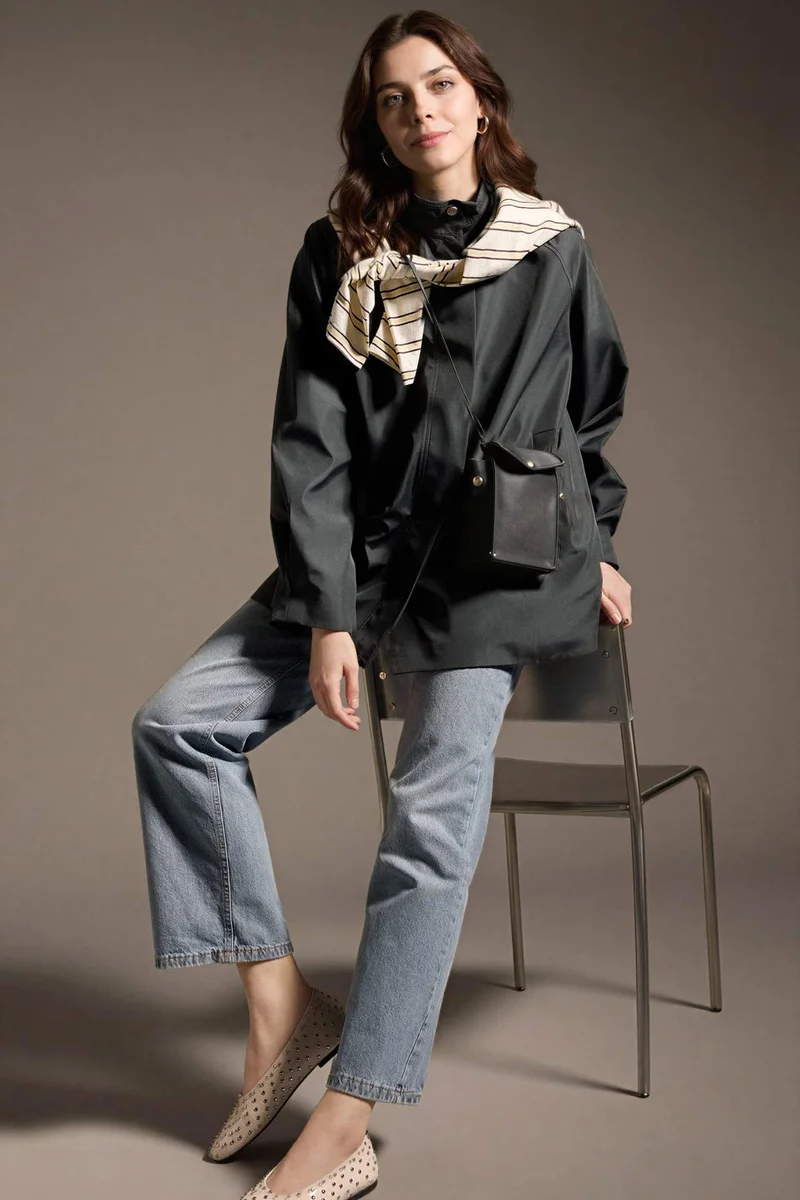 ديفاكتو Loose Fit Trenchcoat