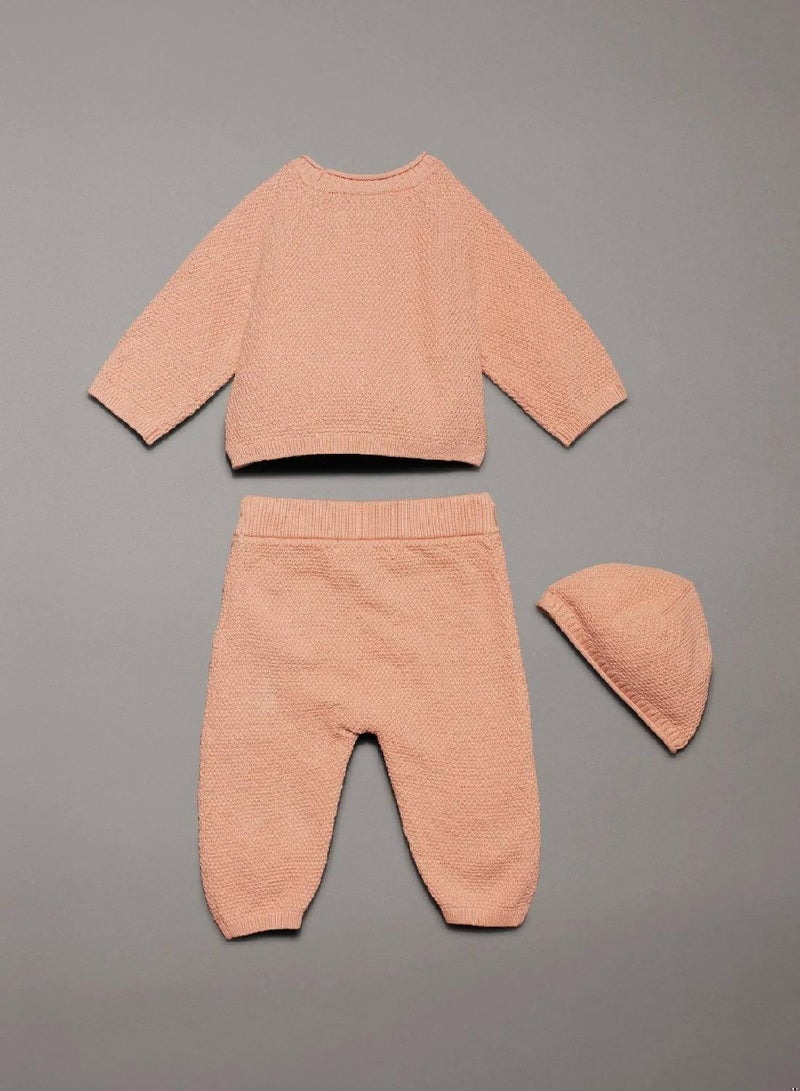 Calvin Klein Jeans Newborn Textured Giftset - Image 2