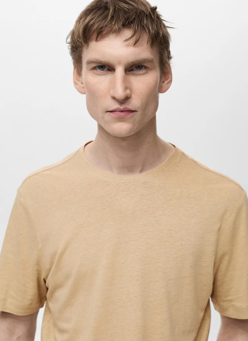 Mango Man  essential crew neck t-shirt for Men | Best Price UAE