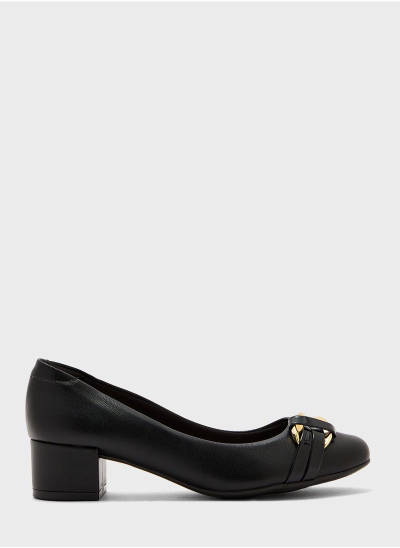 Beira Rio - Destiny Close Toe Mid Heel Pumps - Image 1