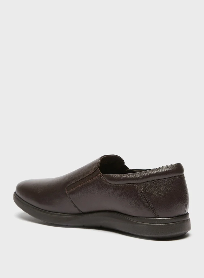 Le Confort Formal Slip On Loafers