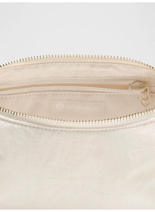 Lululemon Shoulder Bags UAE | 30-75% OFF | Dubai, Abu Dhabi Lululemon Shoulder Bags UAE | 30-75% OFF | Dubai, Abu Dhabi