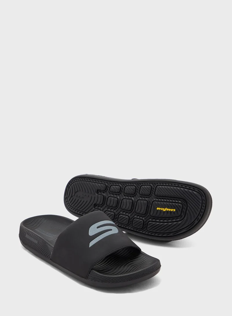 SKECHERS Hyper Slide