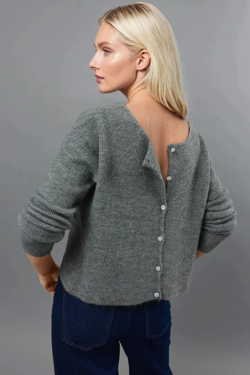Hiccup Ultra Soft Crew Neck Buttoned Dual-use Cardigan