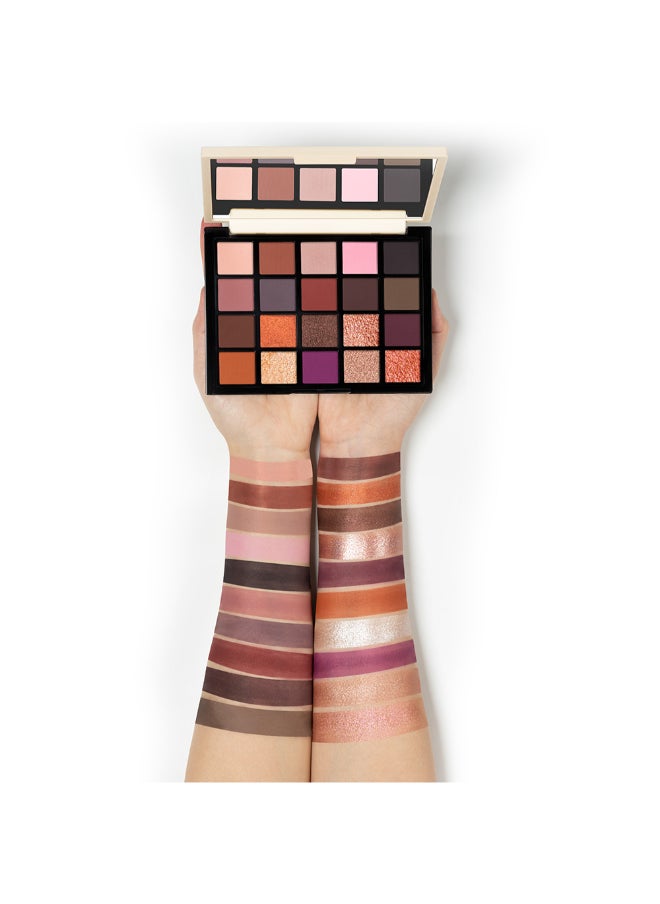 Character Shadow Gallery 20 Color Eyeshadow Palette 1  - Image 2