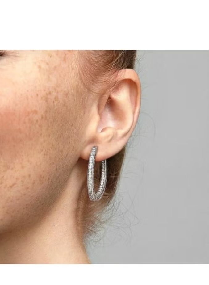 أقراط فضية لامعة أبدية للنساء