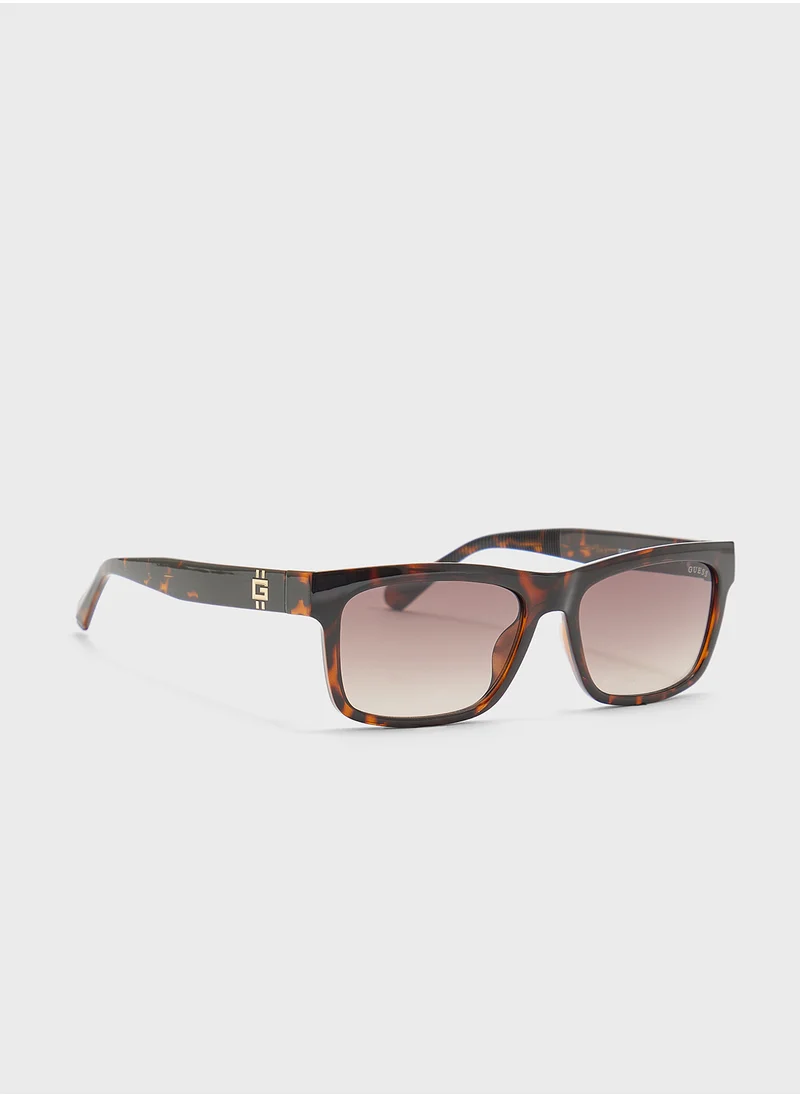 جس Gu0022152F57 Wayfarers Sunglasses