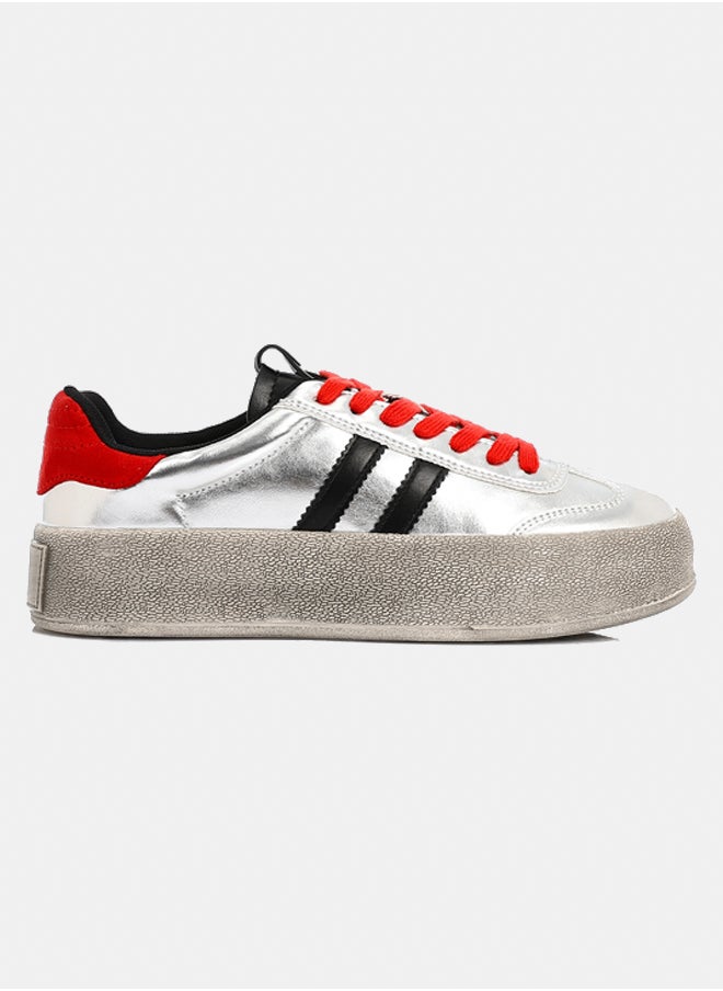 DejaVu Fashionable Sneakers  - Image 2