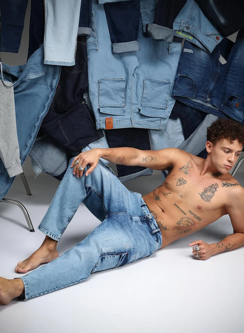 Campus Sutra  Men's Indigo Blue Straight-Fit Utility Denim Jeans For Casual Wear | Low-Waist | Medium-Wash | Button & Zip Closure | Denim Jeans Crafted With Comfort Wear For Everyday Wear for Men | Best Price UAE