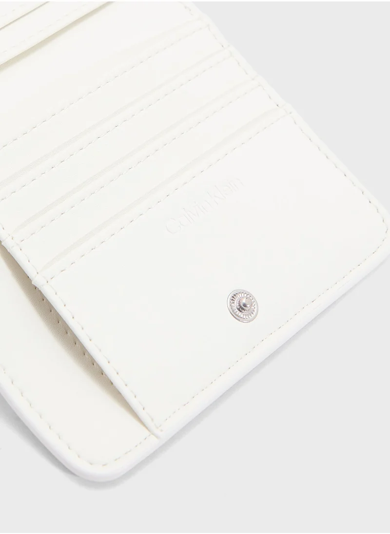 CALVIN KLEIN MEDIUM ZIP WALLET