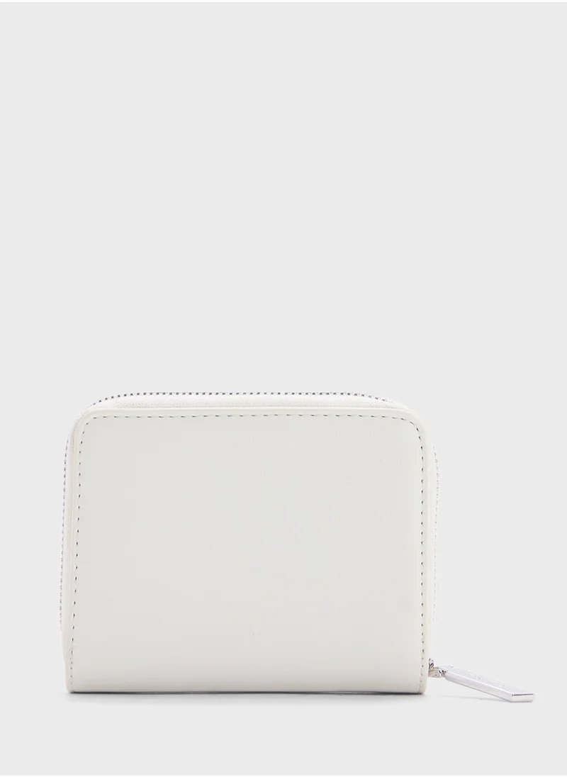 CALVIN KLEIN MEDIUM ZIP WALLET