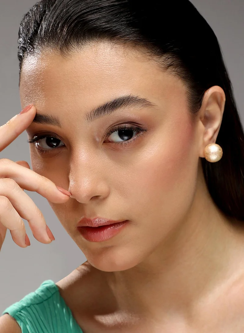 SOHI Minimal Artificial Stud Earring Jewellery