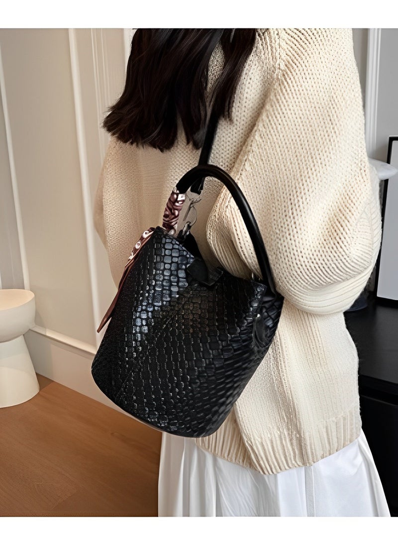 REOCLE Women's Woven Bag Vegan Leather Tote Bag Large Summer Beach Travel Top Handle Handbag Purse Retro Handmade Shoulder Bag  - Image 3
