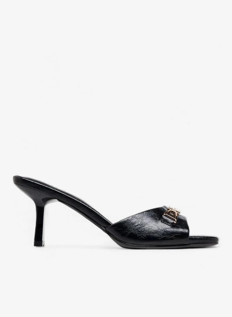 سيليست Women Buckle Detail Kitten Heel Sandals