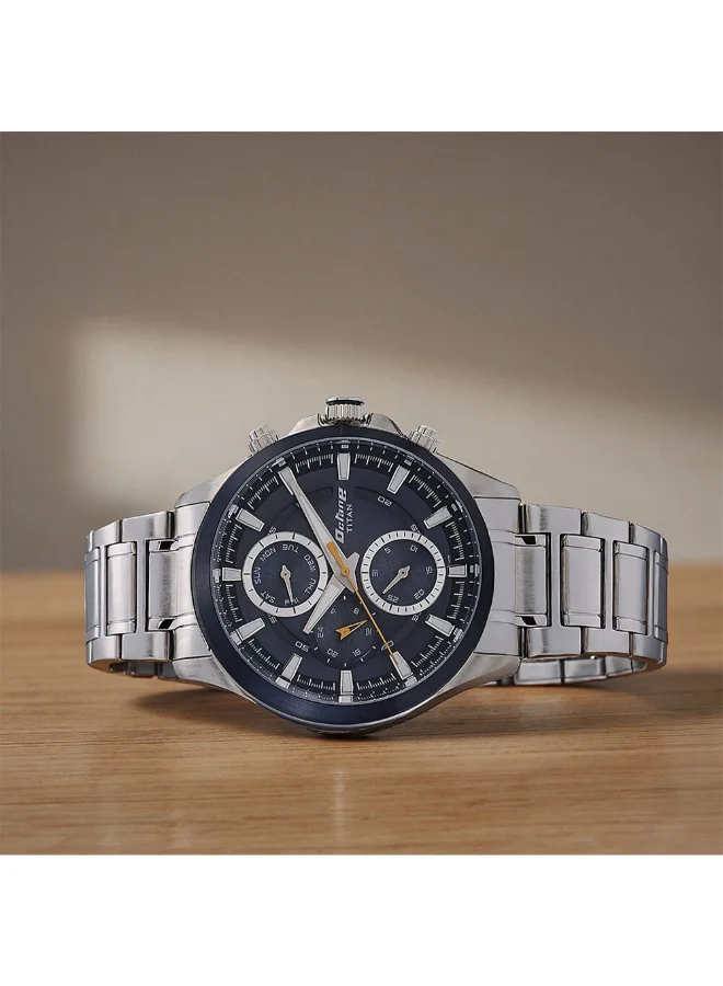 تيتان Men's Stainless Steel Analog Watch 90104KM01 - 42 mm