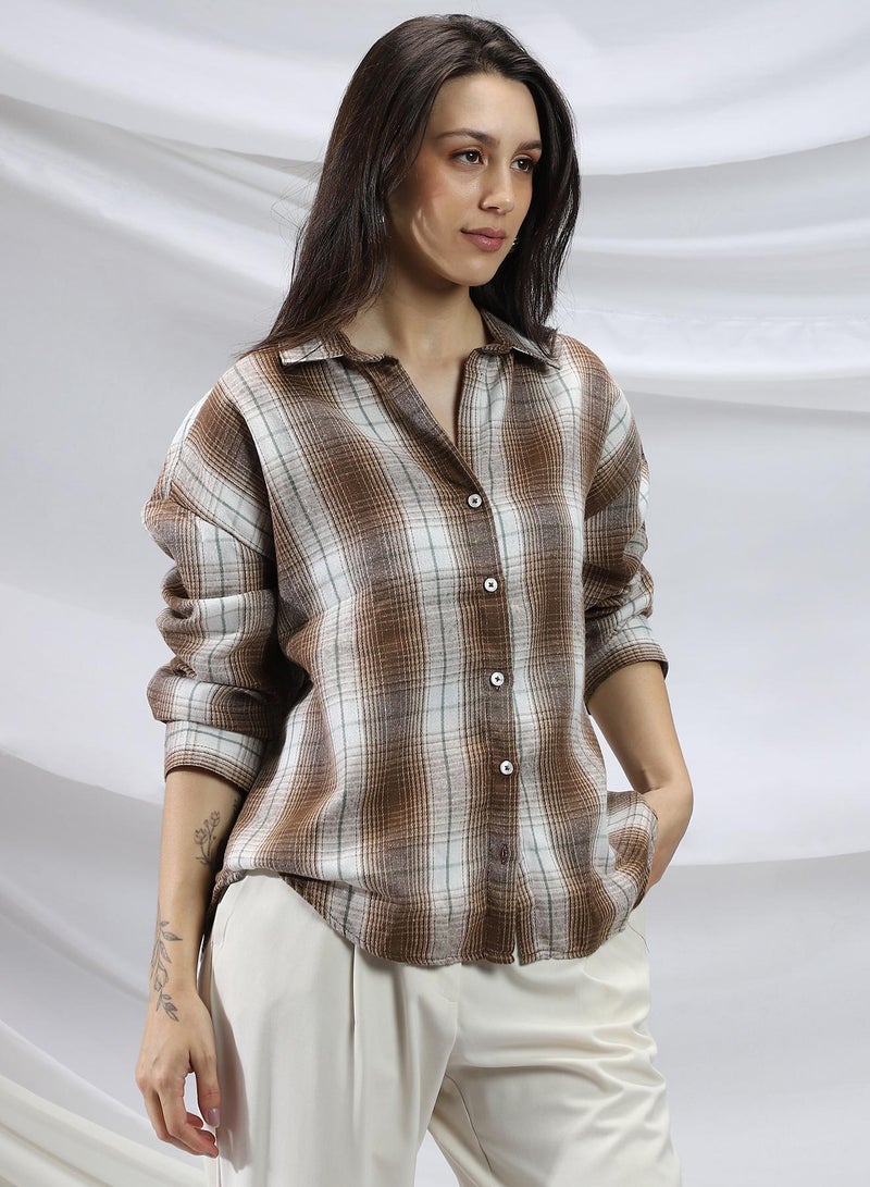 Campus Sutra Campus Sutra Women's Chocolate Brown & Cream White Gradient-Check Relaxed Shirt For Casual Wear | Spread Collar | Long Cuff Sleeves | Button Closure | Shirt Crafted With Comfort Fit For Everyday Wear  - Image 3