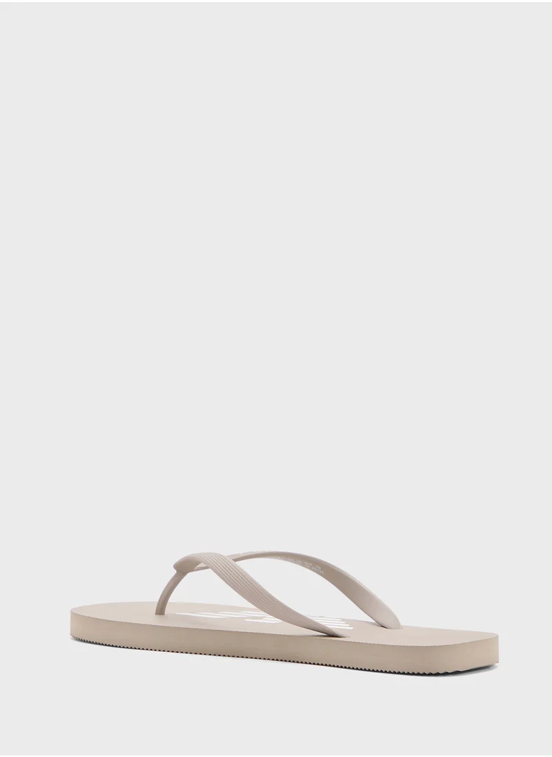 امبوريو ارماني Logo Beach Flip Flops
