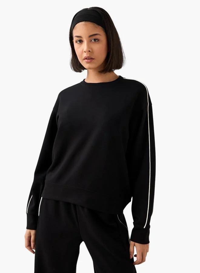 آكتف Women Contrast Piping Sweatshirt