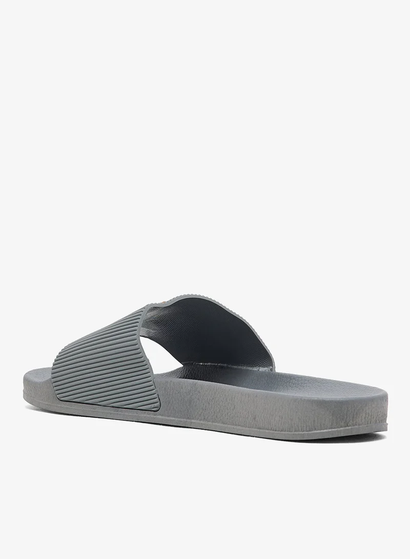 برايف سول صنادل فالكون سلايدز