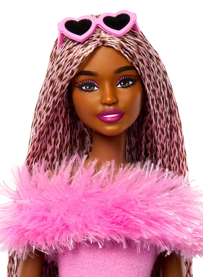 Barbie #Barbiecore Deluxe Fashionistas - Petite